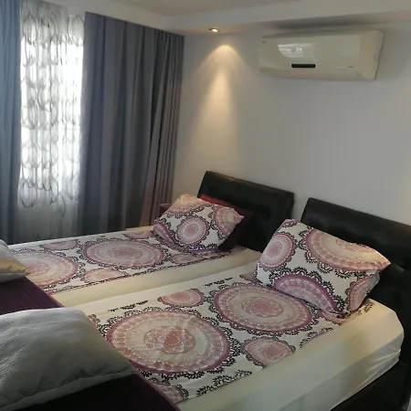 Apartman Vip Babylon Side